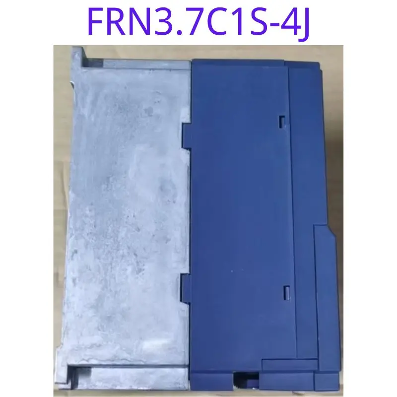 Naudojami dažnio keitiklis FRN3.7C1S-4J 380V 3.7 KW funkcinis bandymo neapgadinta Nuotrauka 2
