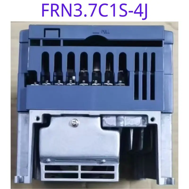 Naudojami dažnio keitiklis FRN3.7C1S-4J 380V 3.7 KW funkcinis bandymo neapgadinta Nuotrauka 3